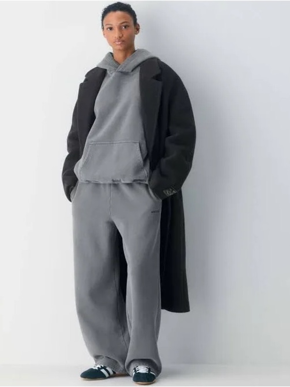 Aritzia TNA Cozy Fleece Sweatfleece Perfect Fit Joggers Gray Size Small
